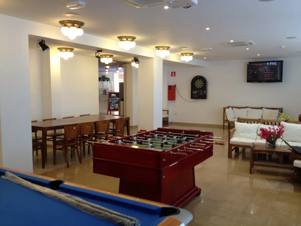 Sports and Entertainment, Estrella de Mar Youth Hostel, Costa Brava