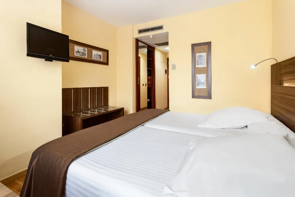 Double or Twin STANDARD Room, Exe Doña Carlota, Madrid