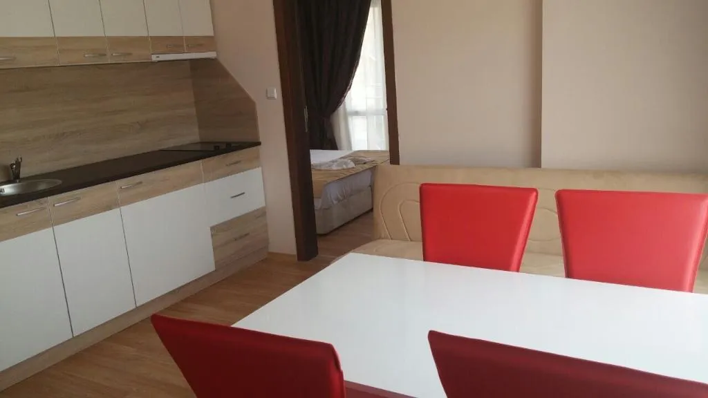 APARTMENT CAPACITY 2 Room, Palace Deluxe, Bourgas