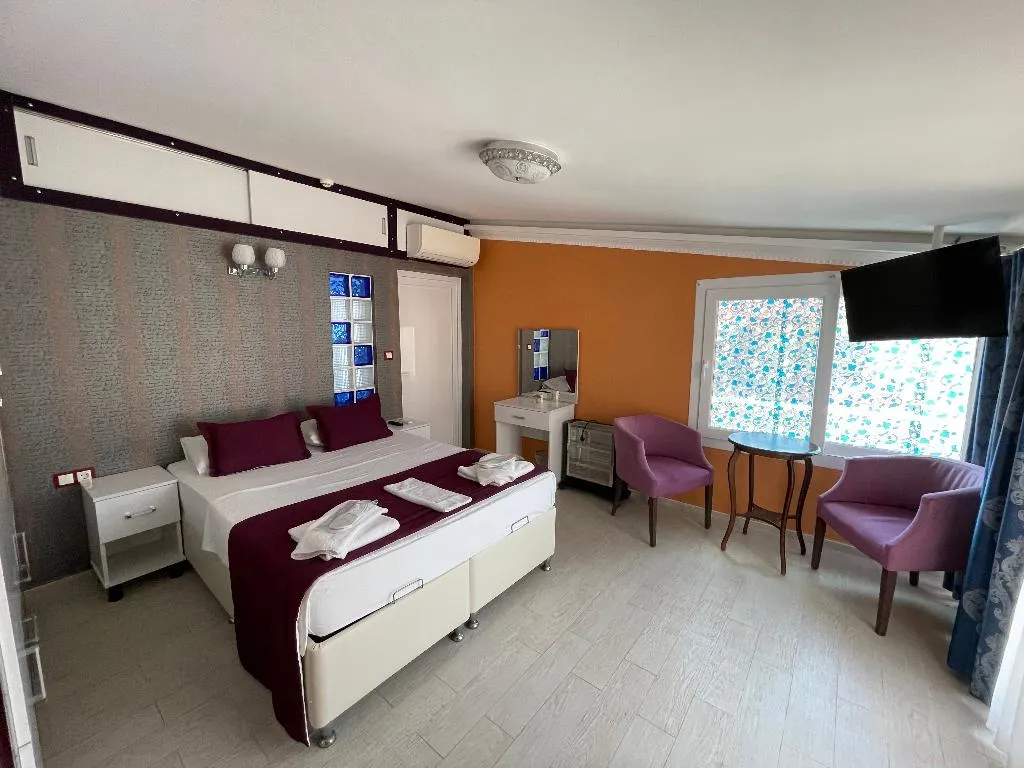 SUITE MOUNTAIN VIEW Room, Tayfun Hotel, Izmir