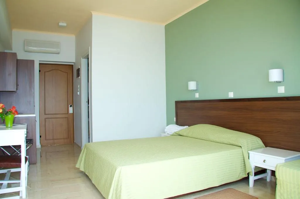 Room, Horizon Beach Hotel, Crete