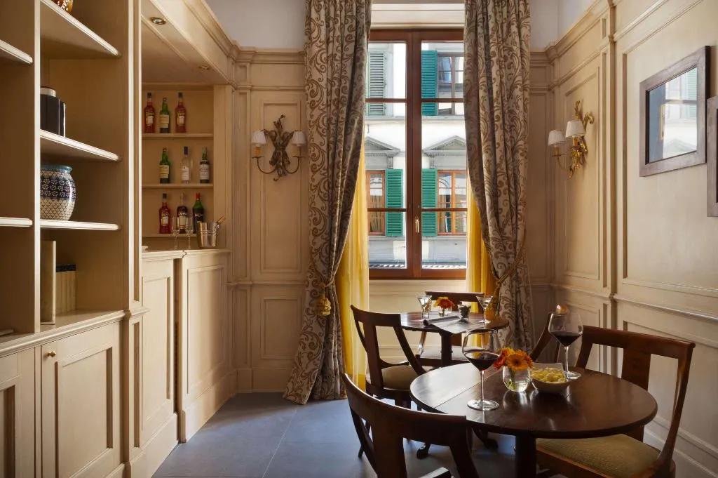 Bar, Calzaiuoli, Florence