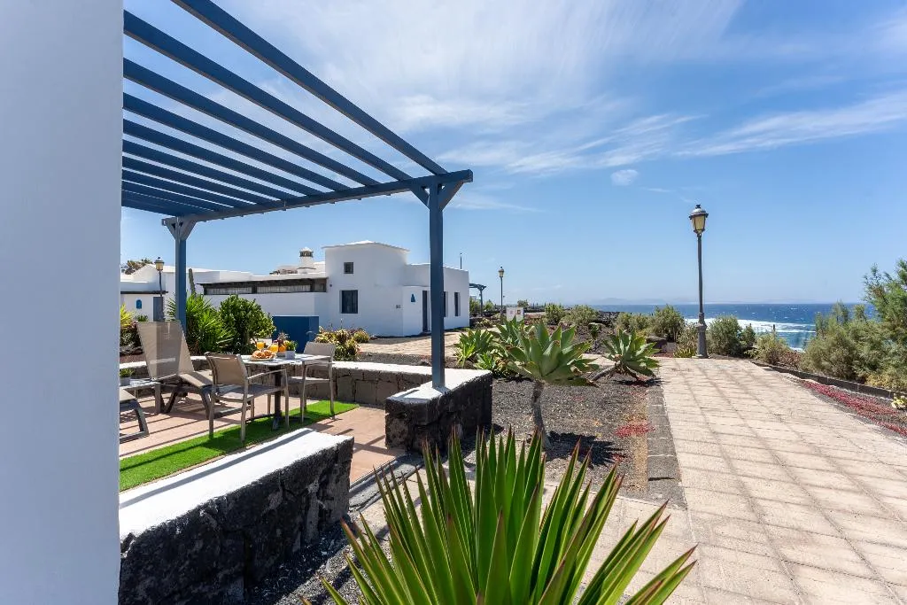 VILLA CAPACITY 2 Room, Vik  Coral Beach, Lanzarote