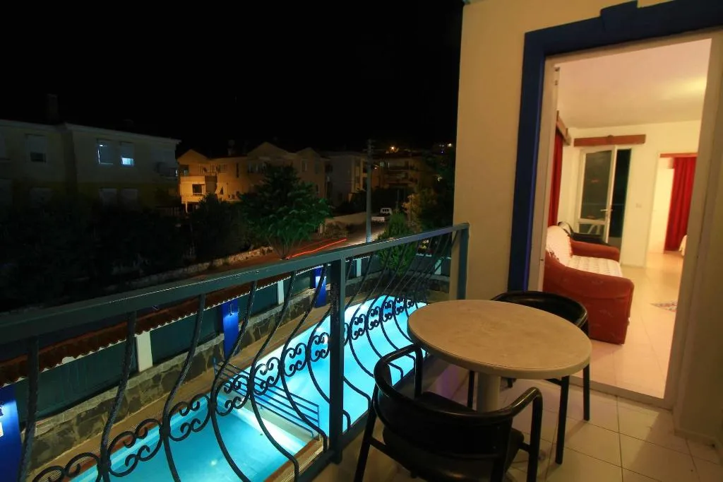 Room, Marigold Apart, Izmir