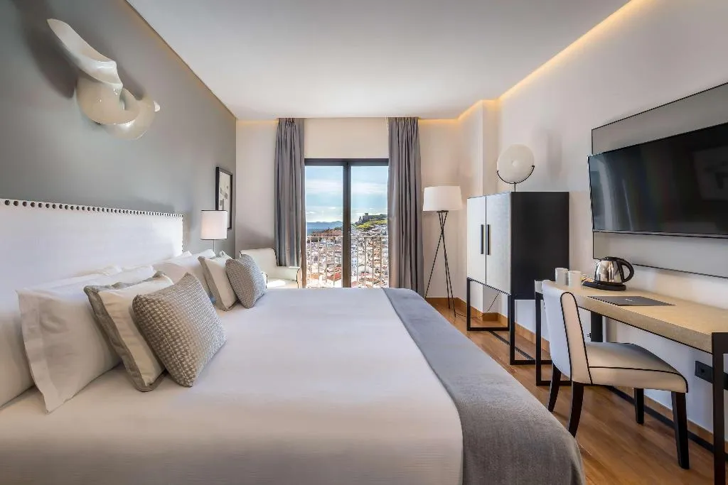 Double or Twin DELUXE POOL VIEW Room, Barceló Aracena, Costa De La Luz