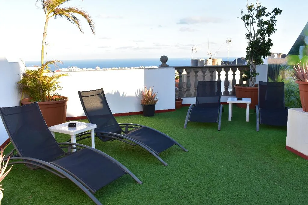 Terrace, La Fonda Aeropuerto, Gran Canaria