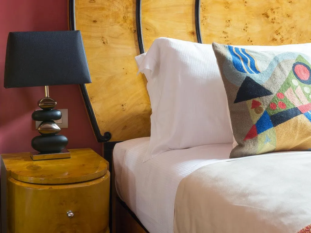DOUBLE KING SIZE BED Room, La Maison Du Sage, Florence
