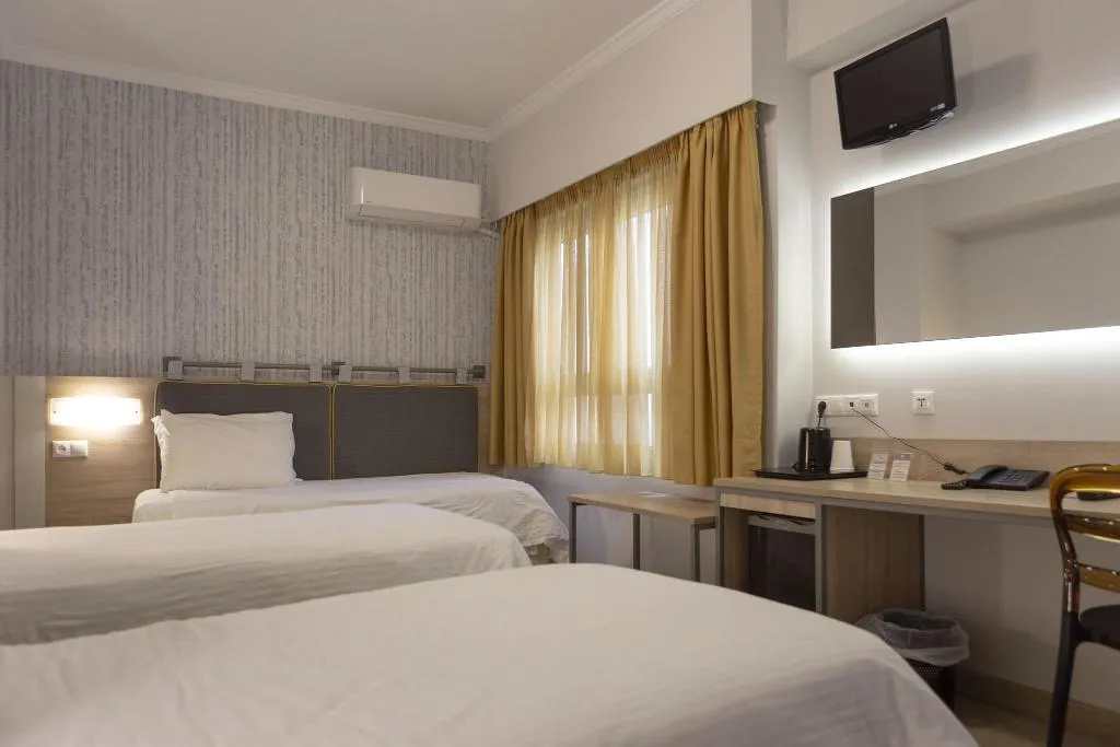 TRIPLE STANDARD Room, Pan, Athens