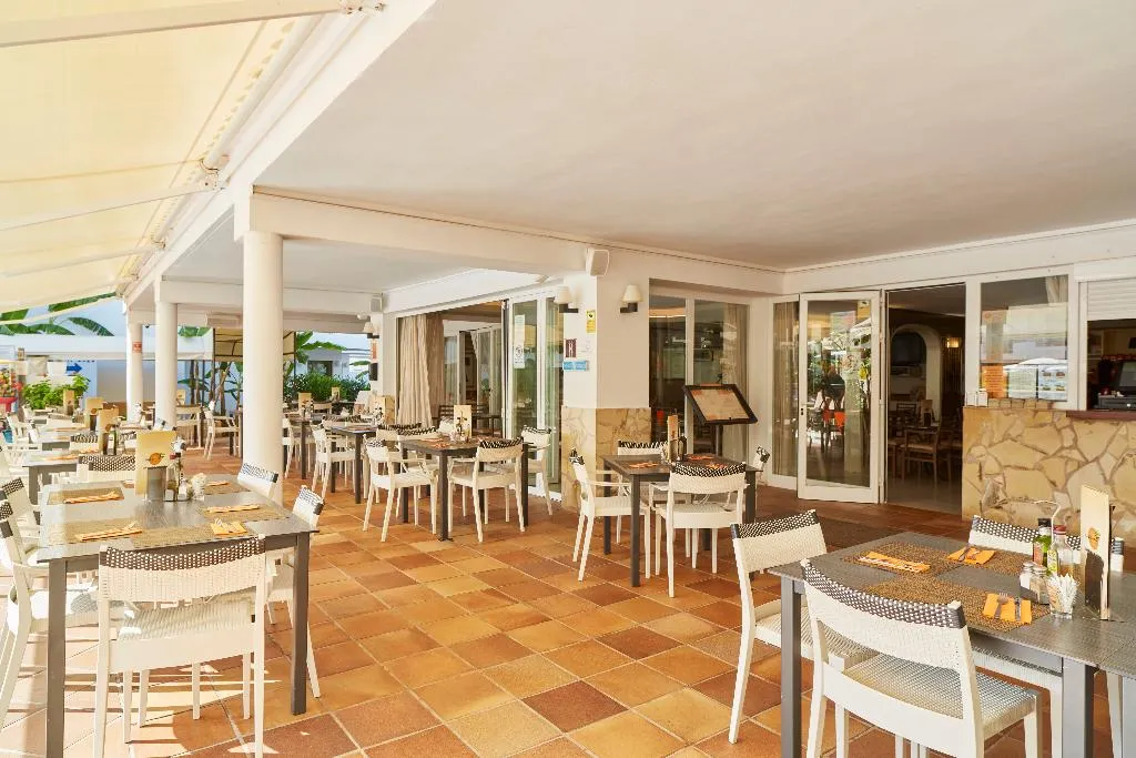 Bar, Invisa Aparthotel Casa Luis, Ibiza