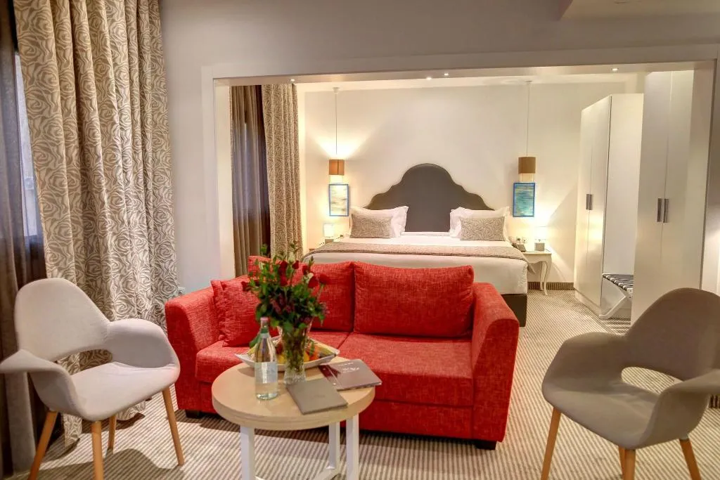SUITE KING SIZE BED Room, Lac Leman, Tunisia