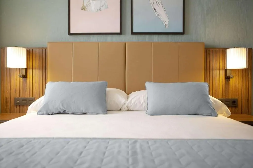 Room, Hotel Riu Plaza España, Madrid