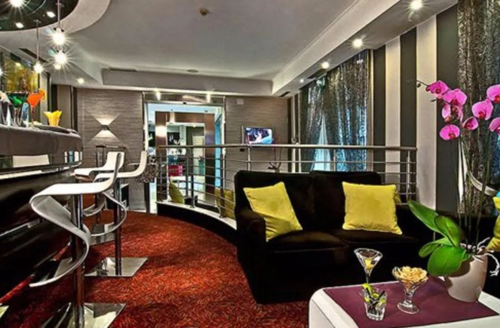 Lobby, Ariston, Rome