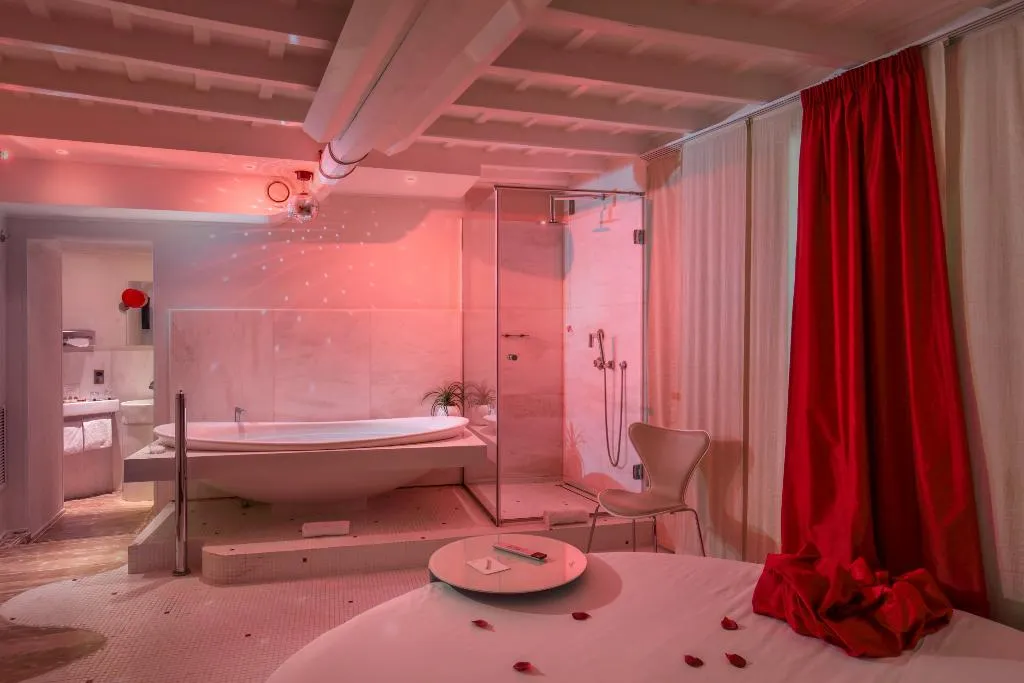 DOUBLE STANDARD Room, SuiteSistina For Brave Lovers, Rome