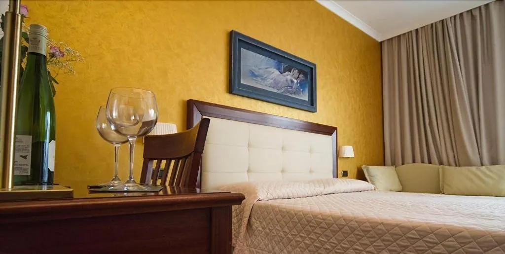 Room, Hotel Flora, Catania