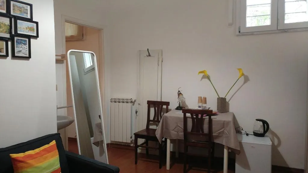 Room, Dreaming Navona Rooms, Rome