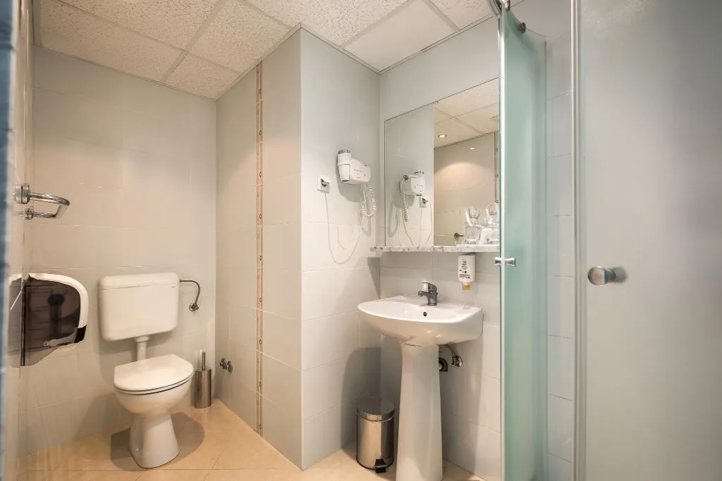 DOUBLE SINGLE USE SIDE SEA VIEW WITH BALCONY Room, MASLINICA Mimosa Lido Palace Hotel, Istria