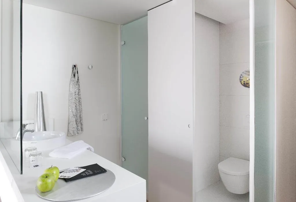 Double or Twin DELUXE Room, Barcelo Sants, Barcelona