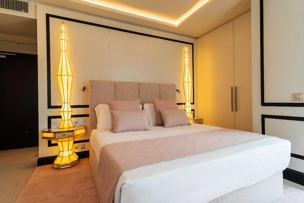 SUITE STANDARD Room, Room Mate Gran Filippo, Rome Fontana Di Trevi, Rome