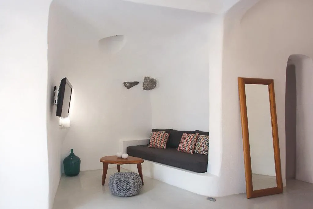 SUITE STANDARD Room, Remezzo Villas, Santorini