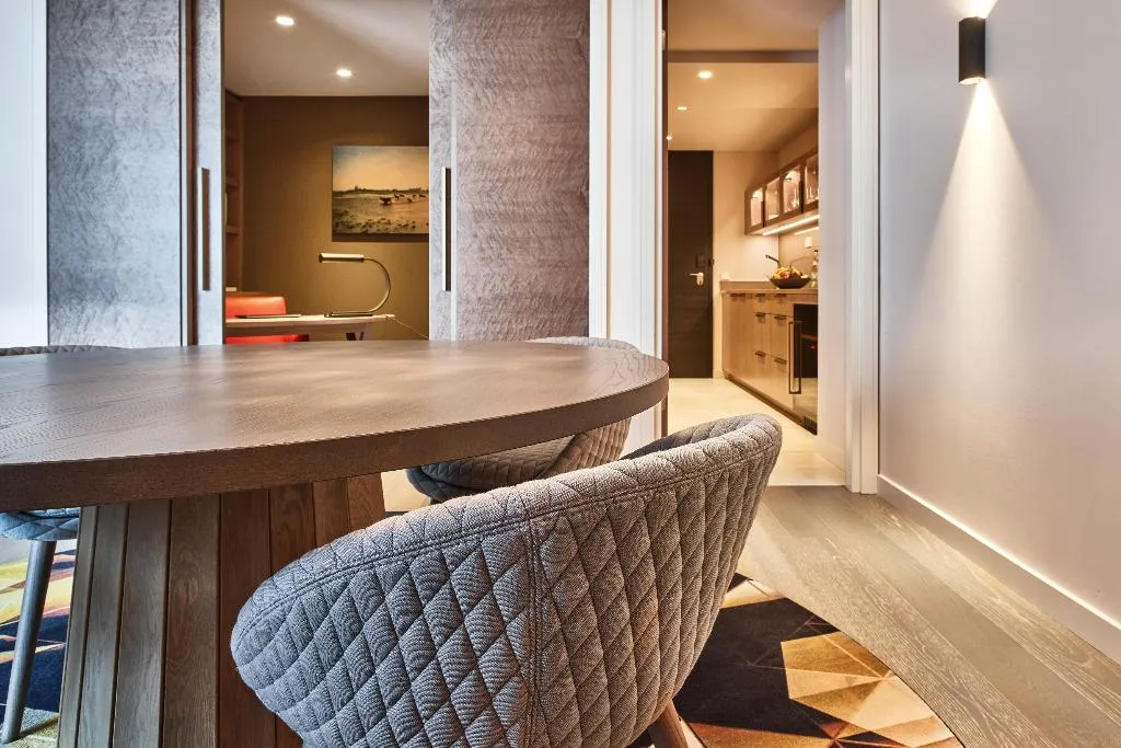 SUITE STANDARD Room, Hyatt Regency Amsterdam, Amsterdam