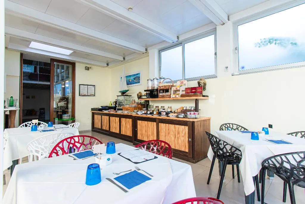 Restaurant, Marina 10 Boutique & Design Hotel, Naples
