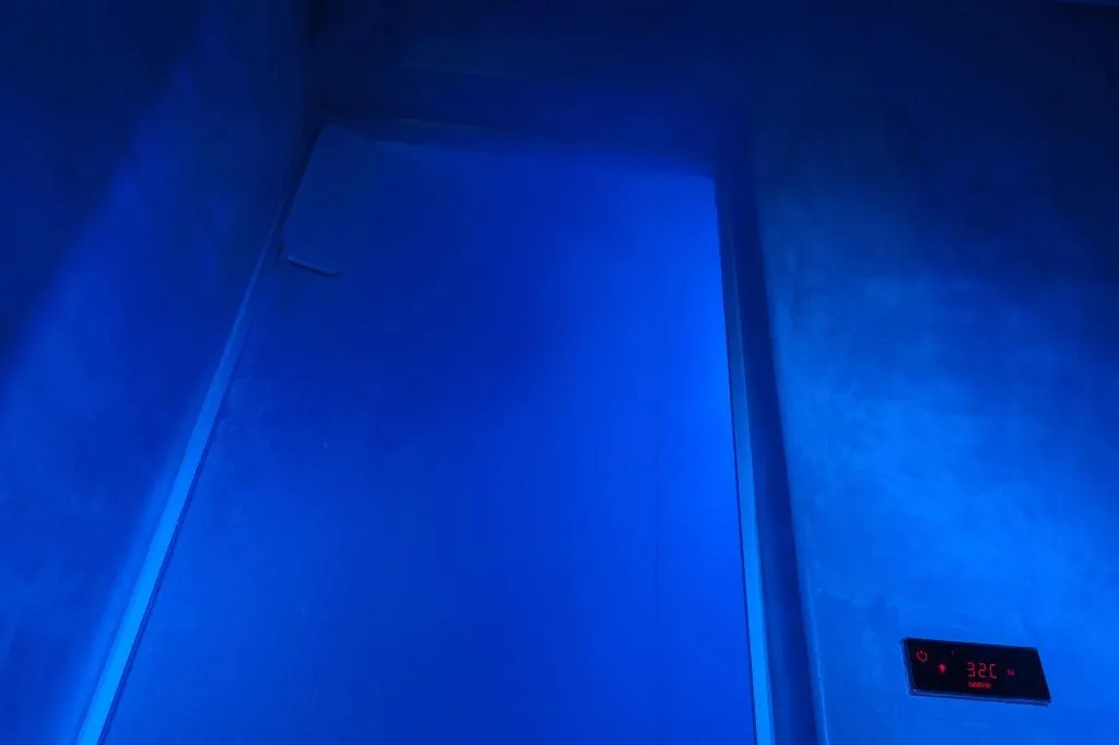 Room, Avatar Suites, Santorini