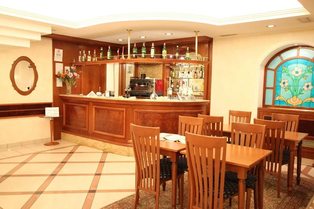 Bar, Montebianco - Mokinba Hotels, Milan