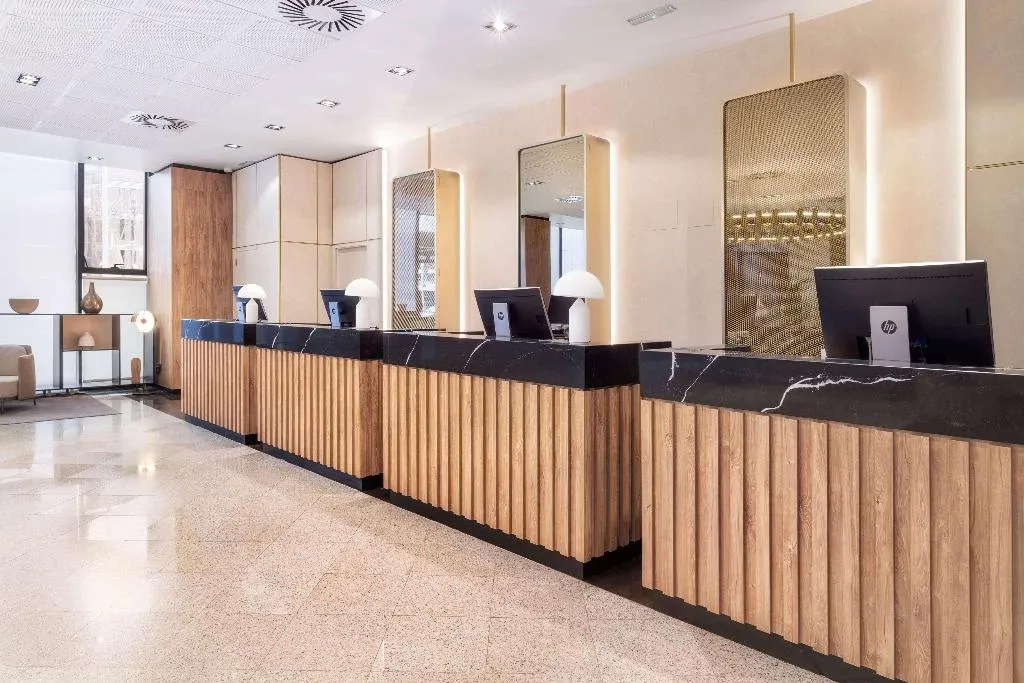 Lobby, Melia Avenida America, Madrid