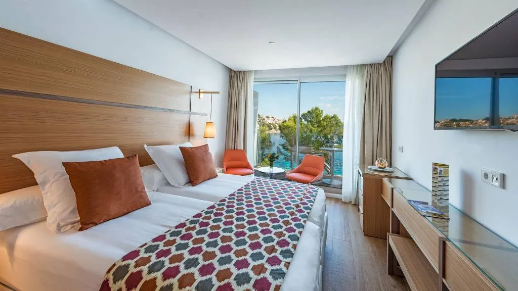 Double or Twin SEA VIEW Room, Hotel Gran Fornells Thalasso & Spa, Majorca