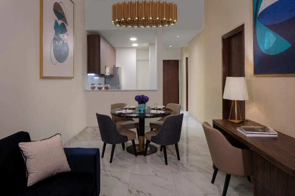APARTMENT SEA VIEW ONE BEDROOM Room, Avani Plus Palm View Dubai Hotel and Suites, Dubai