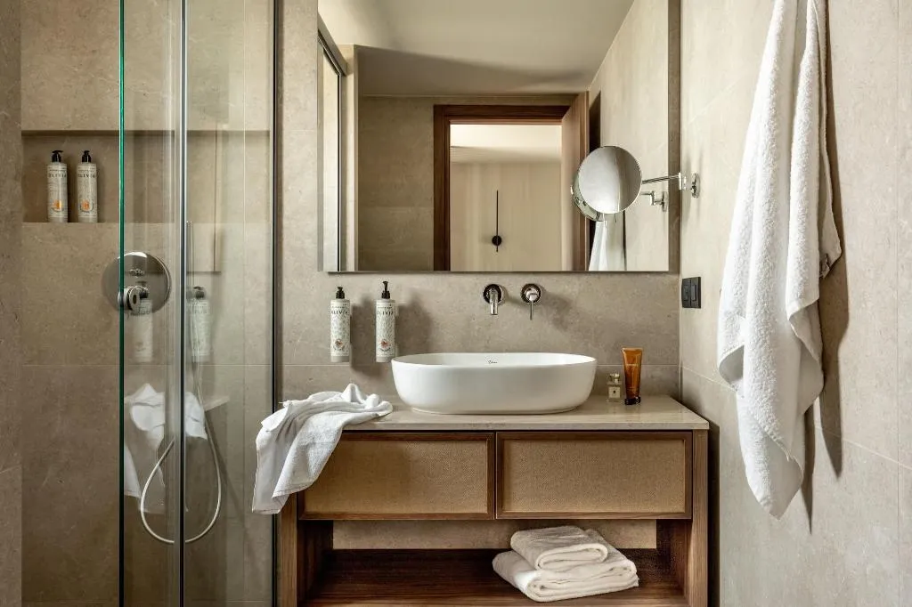 Room, Elios Hill - Sun Kissed Happiness, Crete
