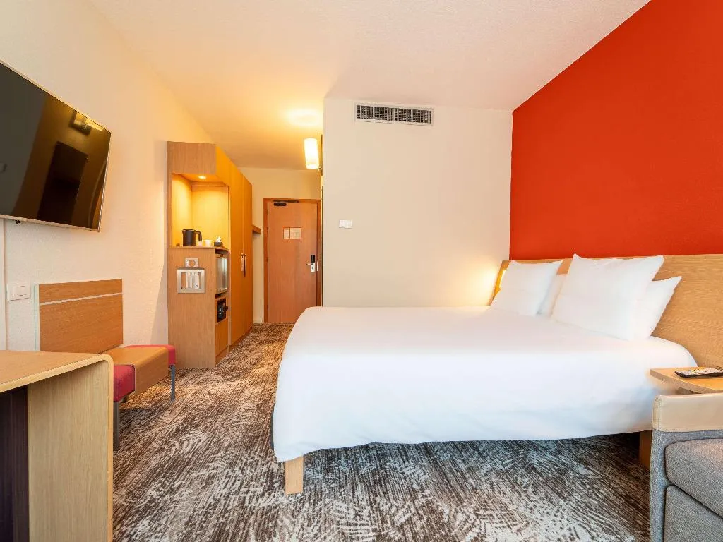 DOUBLE SUPERIOR WITH DOUBLE BED Room, Novotel Roma Est, Rome