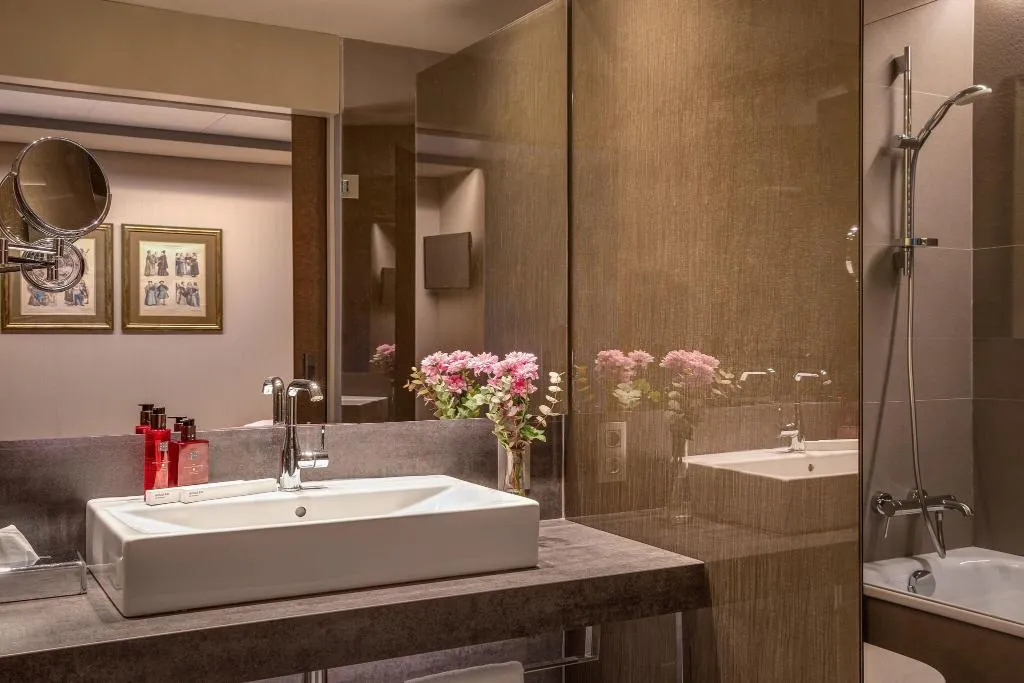 TWIN PREMIUM Room, Duquesa de Cardona, Barcelona