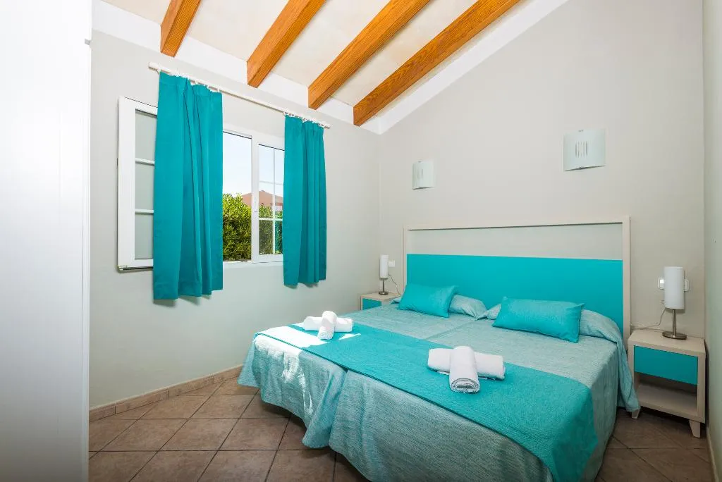 Room, Maribel Villas, Menorca
