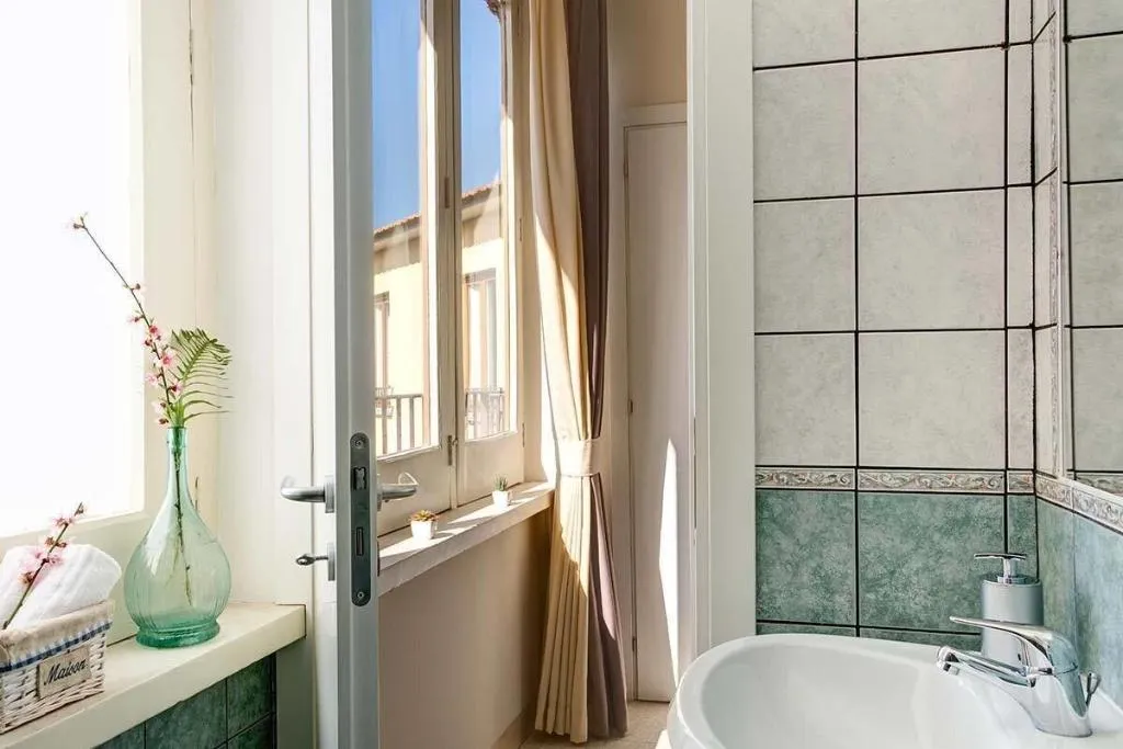 Room, Casa Nannina, Naples