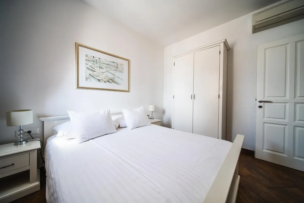 APARTMENT TWO BEDROOMS TWO BATHROOMS Room, Apartments Vila Riva, Dubrovnik