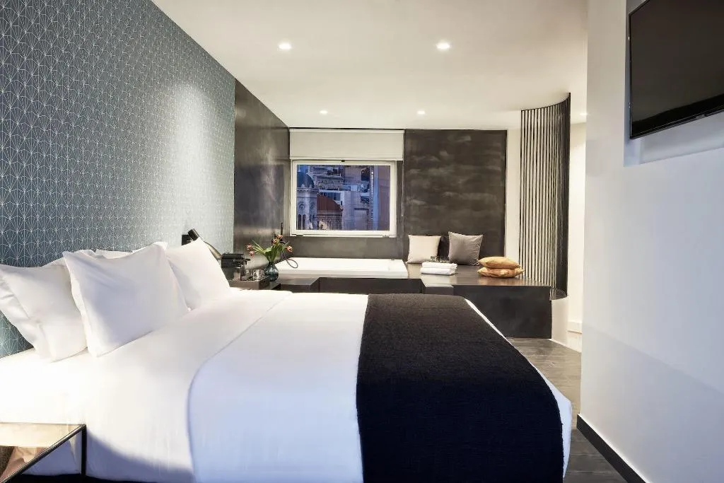 Room, Athens4, Athens