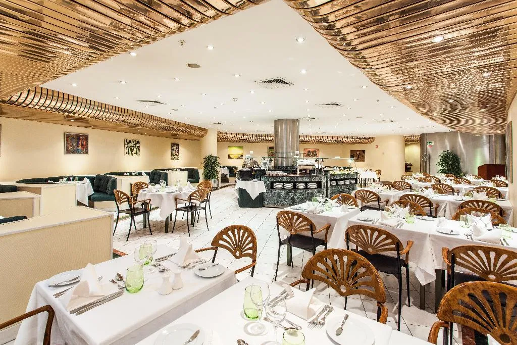 Restaurant, Holiday Inn Lisbon Continental, Lisbon