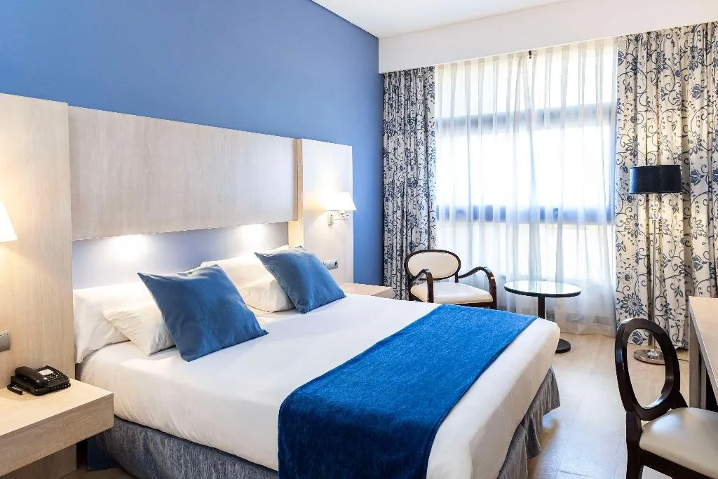 Room, Nuevo Boston, Madrid