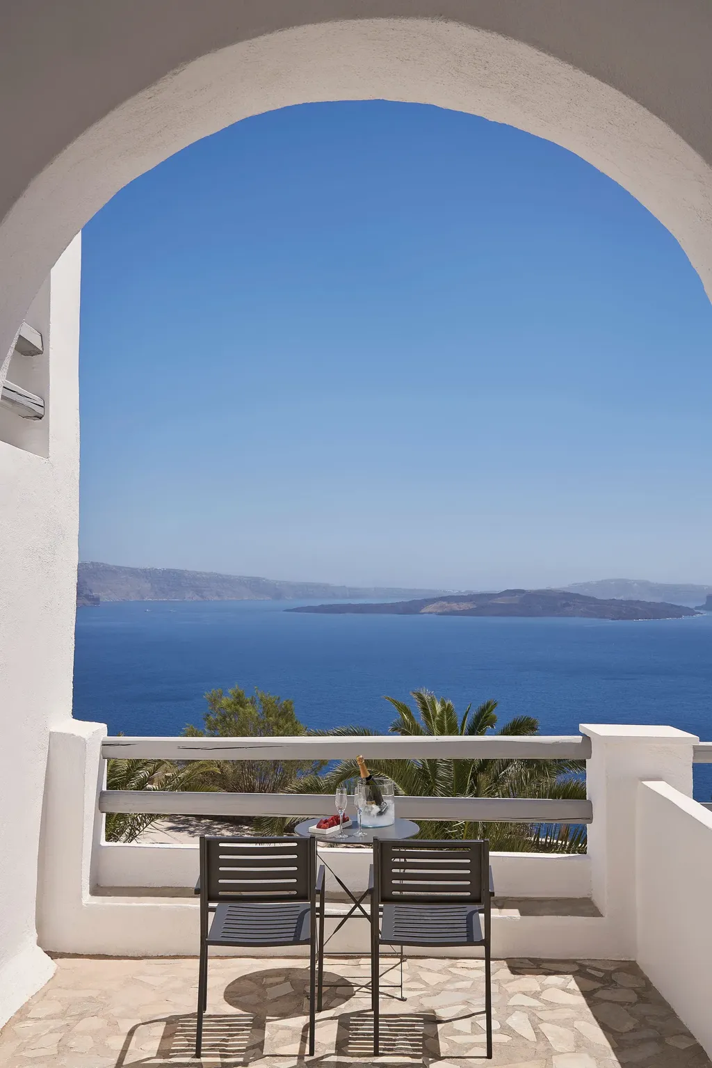 DOUBLE Accessible SUPERIOR Room, Mr. & Mrs. White Oia - Santorini, Santorini