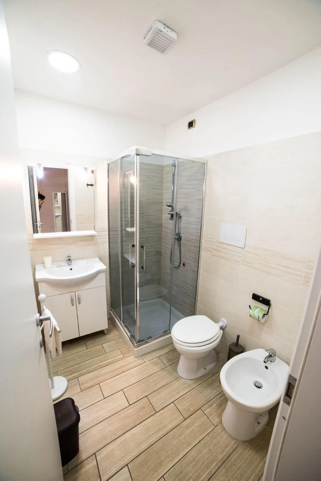 Room, B B Metropolitan, Naples