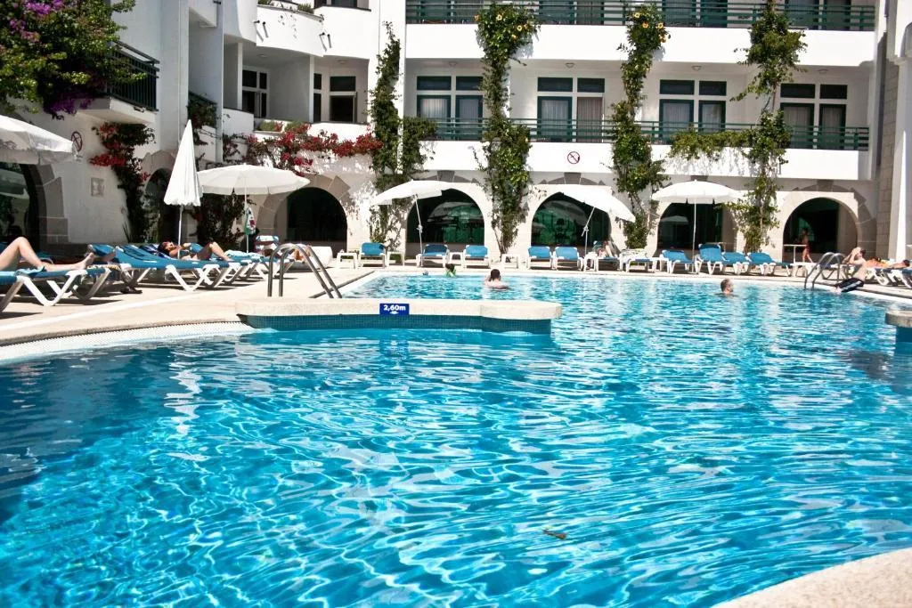 DOUBLE POOL VIEW Room, Suave Mar, Porto