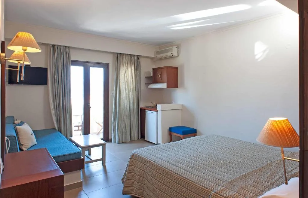 Room, Frideriki Studios & Apartments, Crete