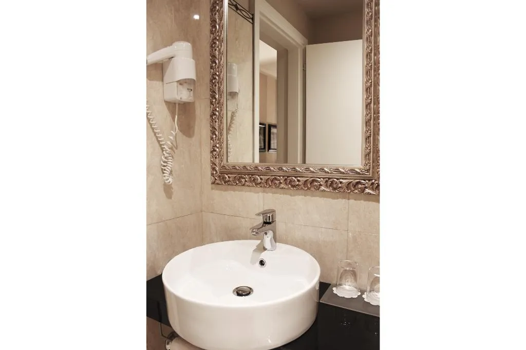 SINGLE STANDARD Room, c-hotels Ambasciatori, Florence