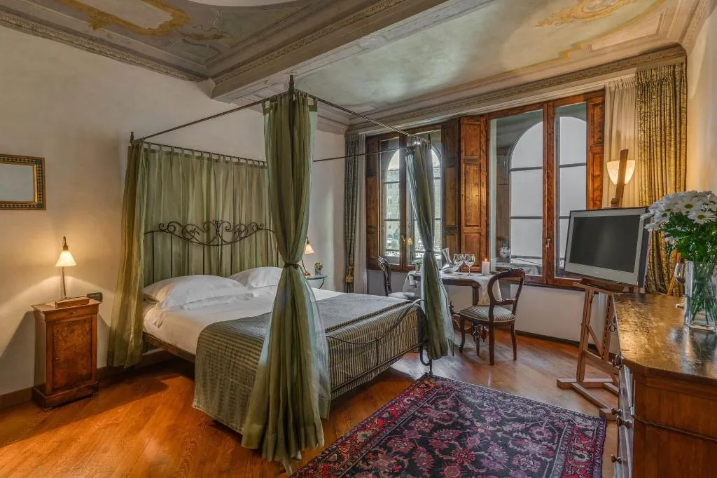 Room, In Piazza della Signoria - Residenza d'Epoca, Florence