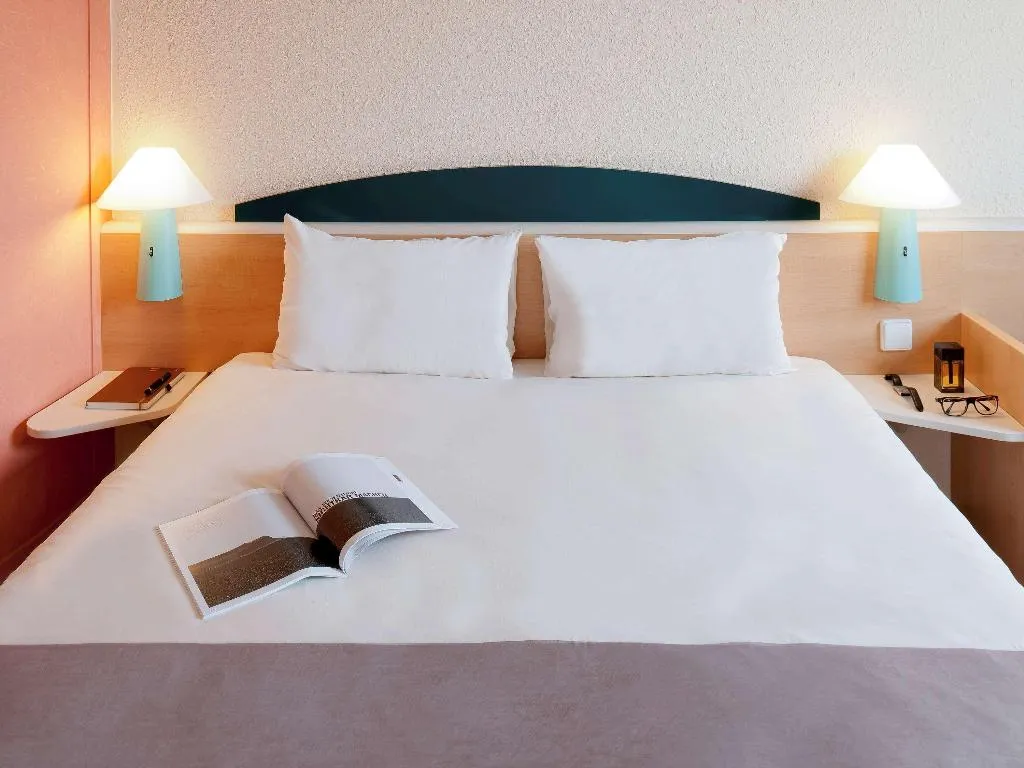 DOUBLE STANDARD Room, ibis Madrid Alcorcon Tresaguas, Madrid