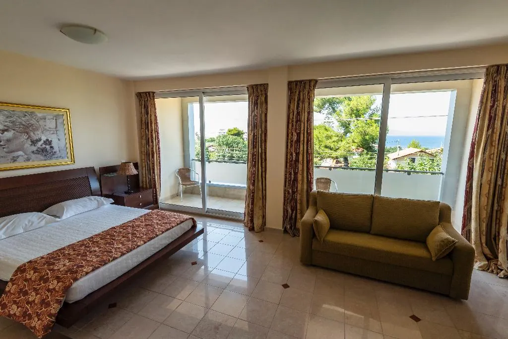 FAMILY ROOM SUPERIOR SEA VIEW Room, Dolphin Resort Hotel, Athens