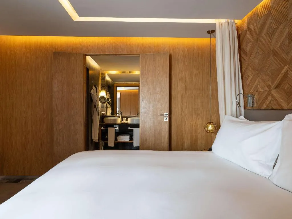 JUNIOR SUITE KING SIZE BED Room, Sofitel Marrakech Palais Imperial & Spa, Marrakech