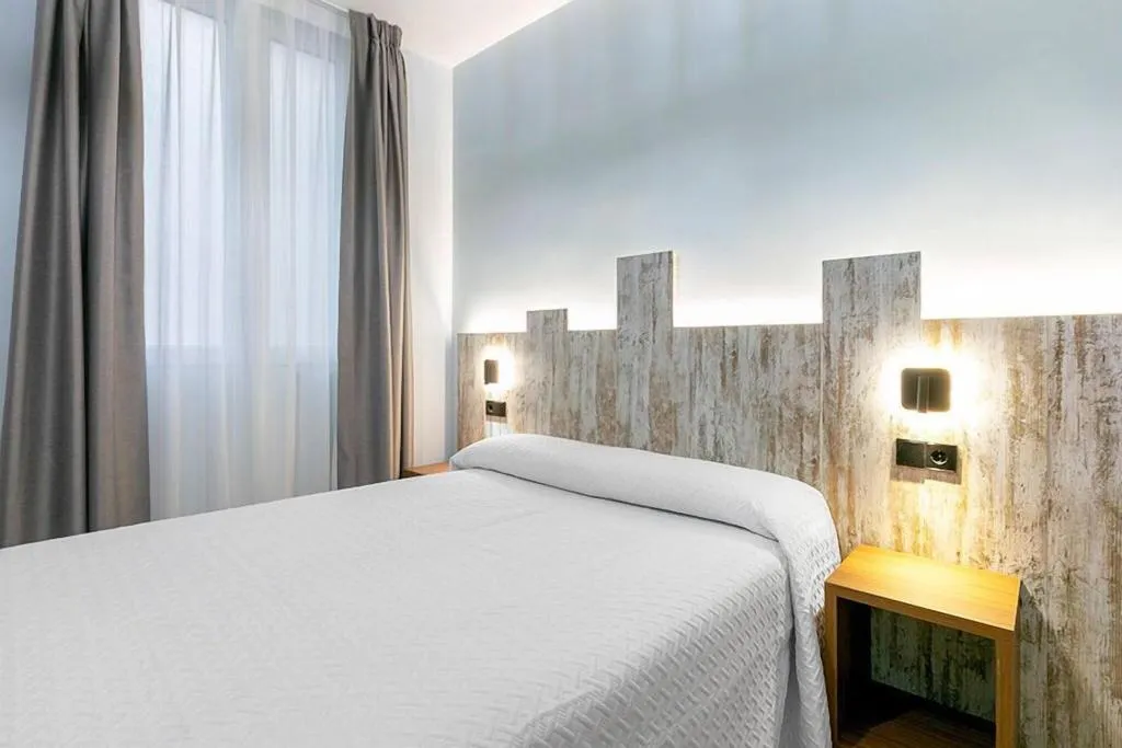 Room, Hostal Anta N Marta N, Madrid