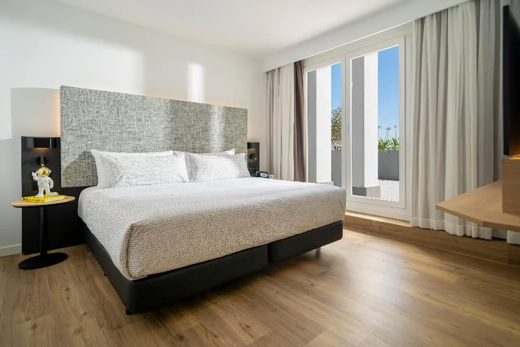 Double or Twin ONE BEDROOM Room, Innside By Meliá Madrid Valdebebas, Madrid
